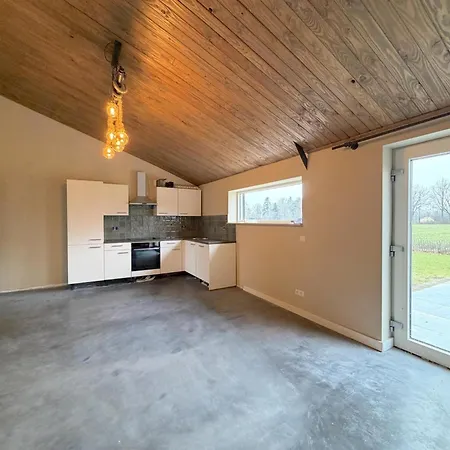 Holiday home Sientjeshof 1 Diessen