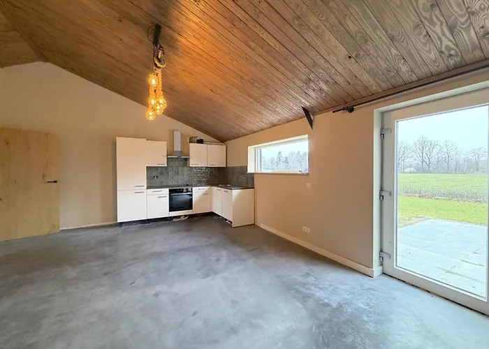 Holiday home Sientjeshof 1 Diessen